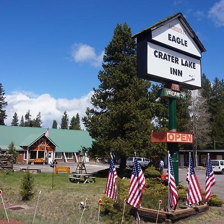 Eagle Crater Lake Inn Chemult Exteriör bild