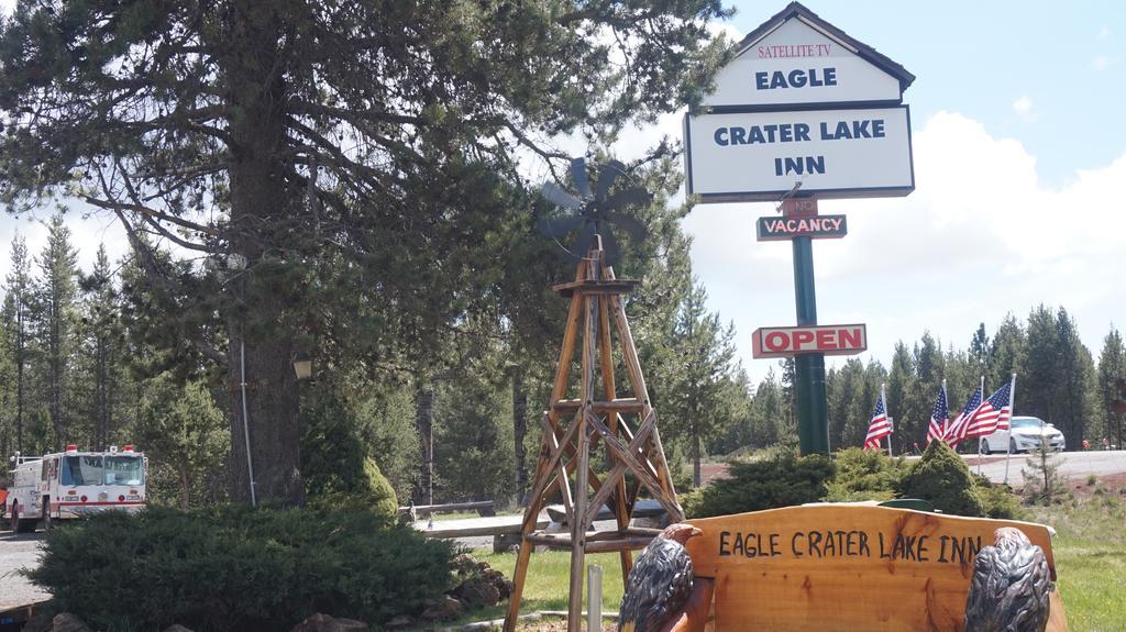 Eagle Crater Lake Inn Chemult Exteriör bild