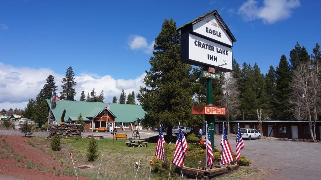 Eagle Crater Lake Inn Chemult Exteriör bild